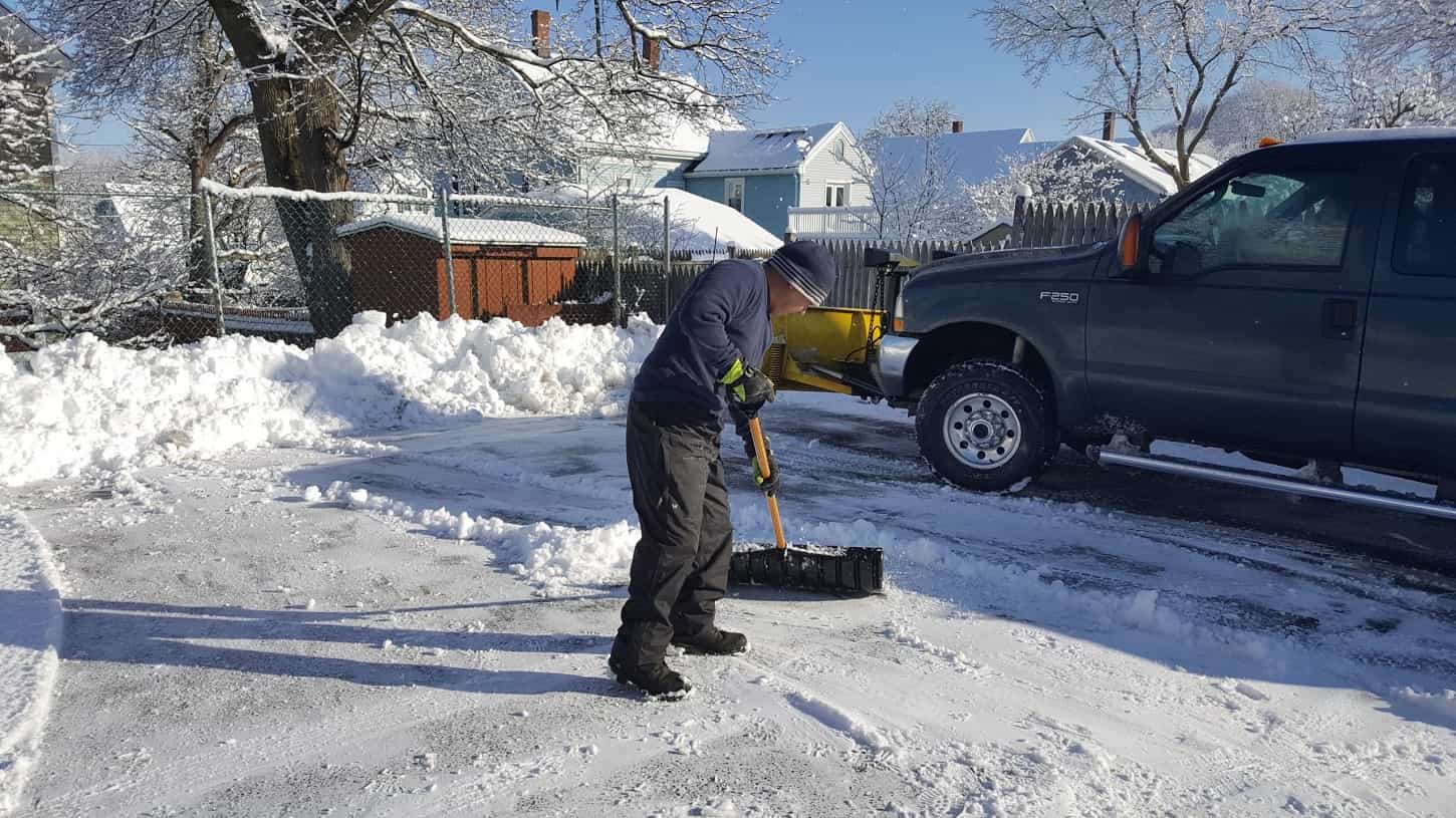 Snow Plow & Snow Shovel Services