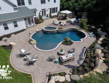 Landscape-Design-Including-Swimming-Pool