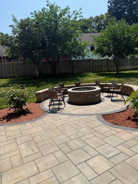 Seasonal Landscaping Tips