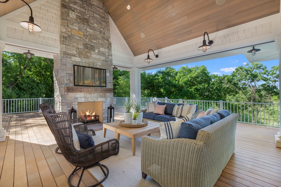 Custom-Outdoor-Fireplaces-Winchester-MA
