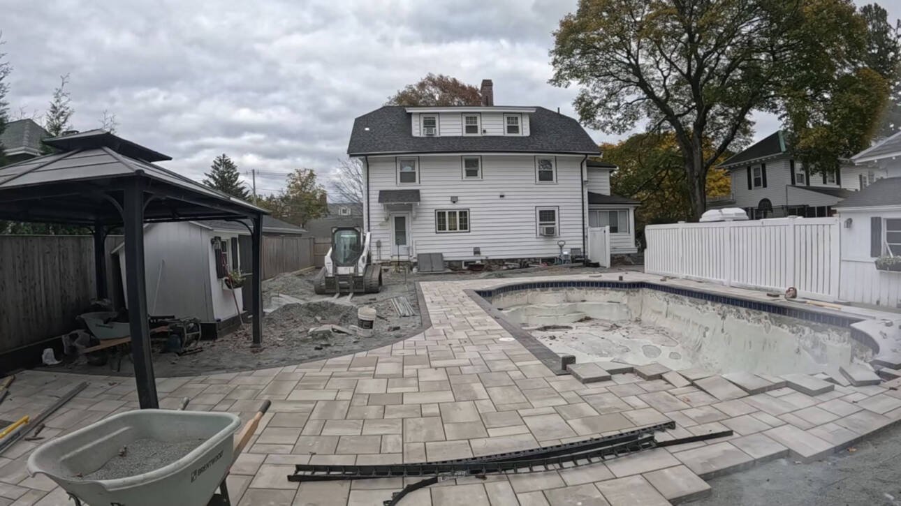 Modern-outdoor-living-design-Gloucester-MA