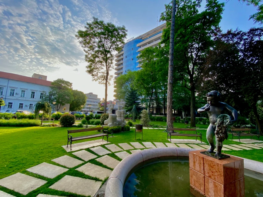 Manicured courtyard grounds at Massachusetts commercial property
