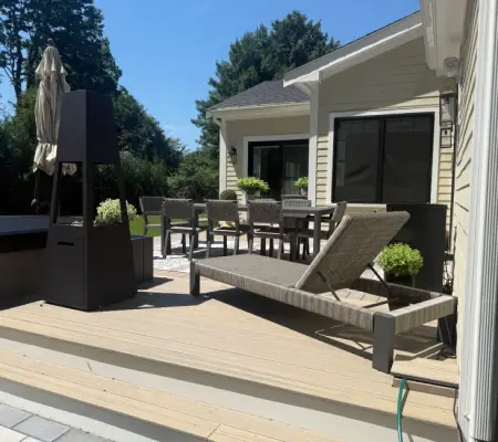 Composite deck outdoor dining sitting area, Peabody MA backyard