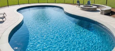 Freeform-Vinyl-Pools-Essex-MA