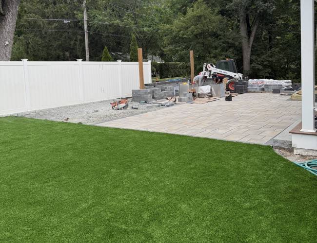 Seasonal Landscaping