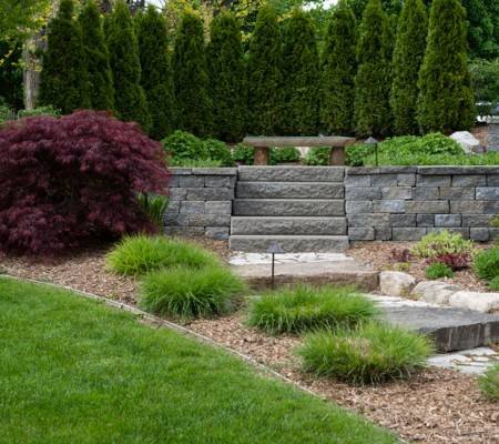 boulder-retaining-wall-landscape-Lynnfield-MA