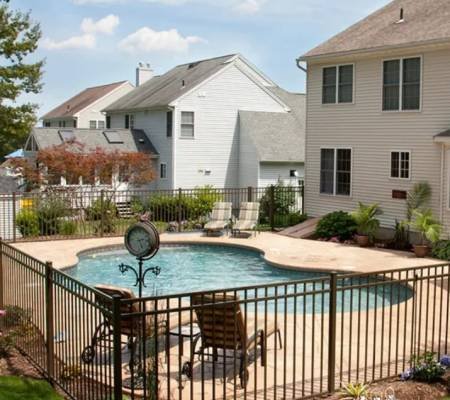 fence builder Marblehead MA