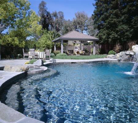 poolside-outdoor-kitchen-fire-feature-Marblehead-MA
